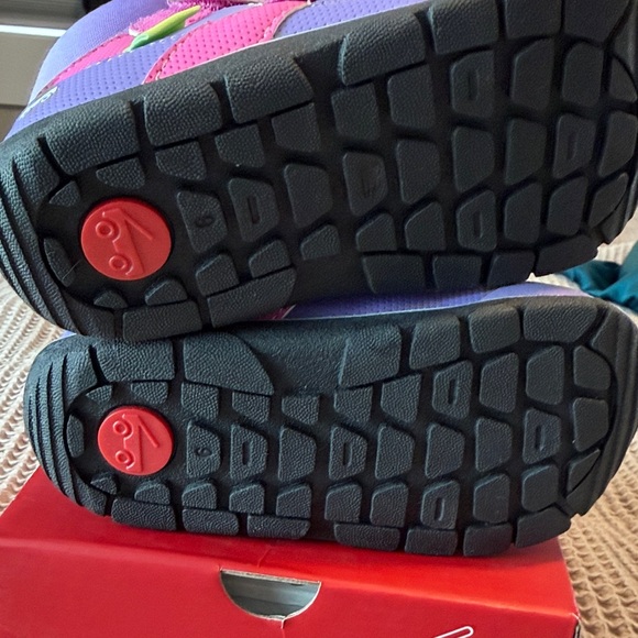 Brand new See Kai Run Snow Purple and Green Kids Boots - Picture 4 of 7